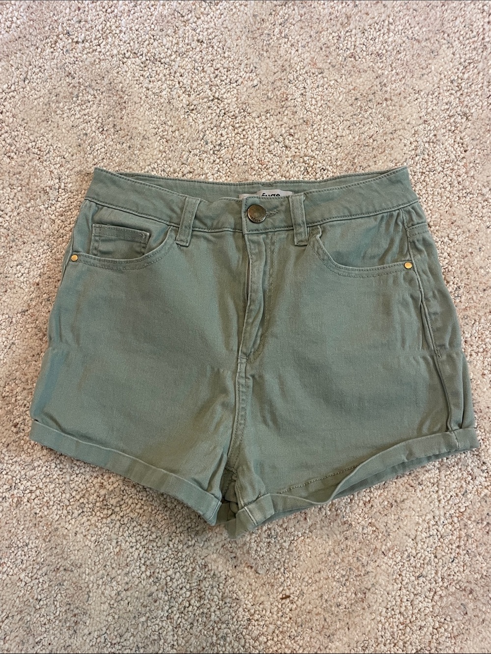 Refuge shorts